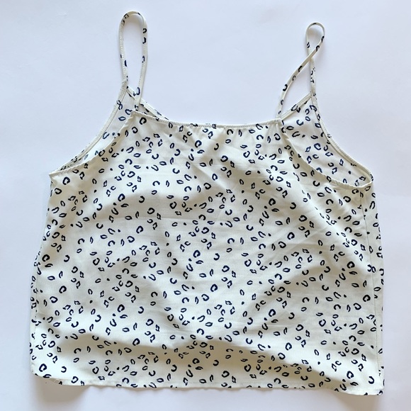 Lush Cream abs Black Animal Print V-Neck Tank Top - Picture 2 of 3